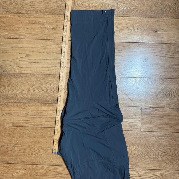 REI Co-Op Convertible Cargo Hiking Pants Mens 40x32 Gray Nylon Stretch Outdoors - Picture 10 of 10